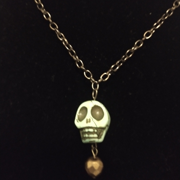 Skull choker - Picture 7 of 10